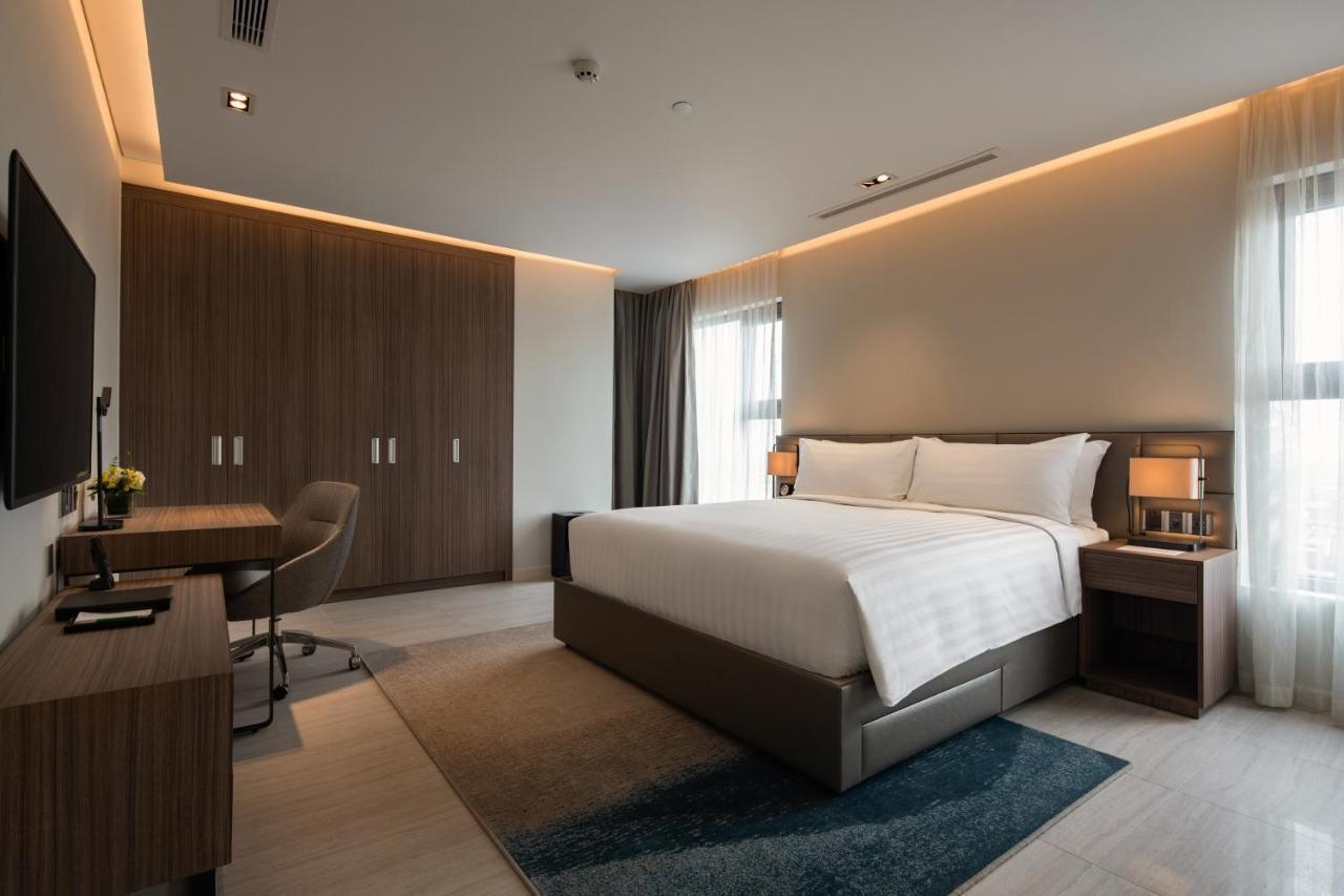 Oakwood Residence Hanoi Exterior photo